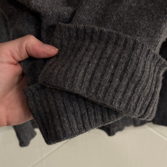 JCrew Lambswool Gray Women's Cardigan - Picture 3 of 4